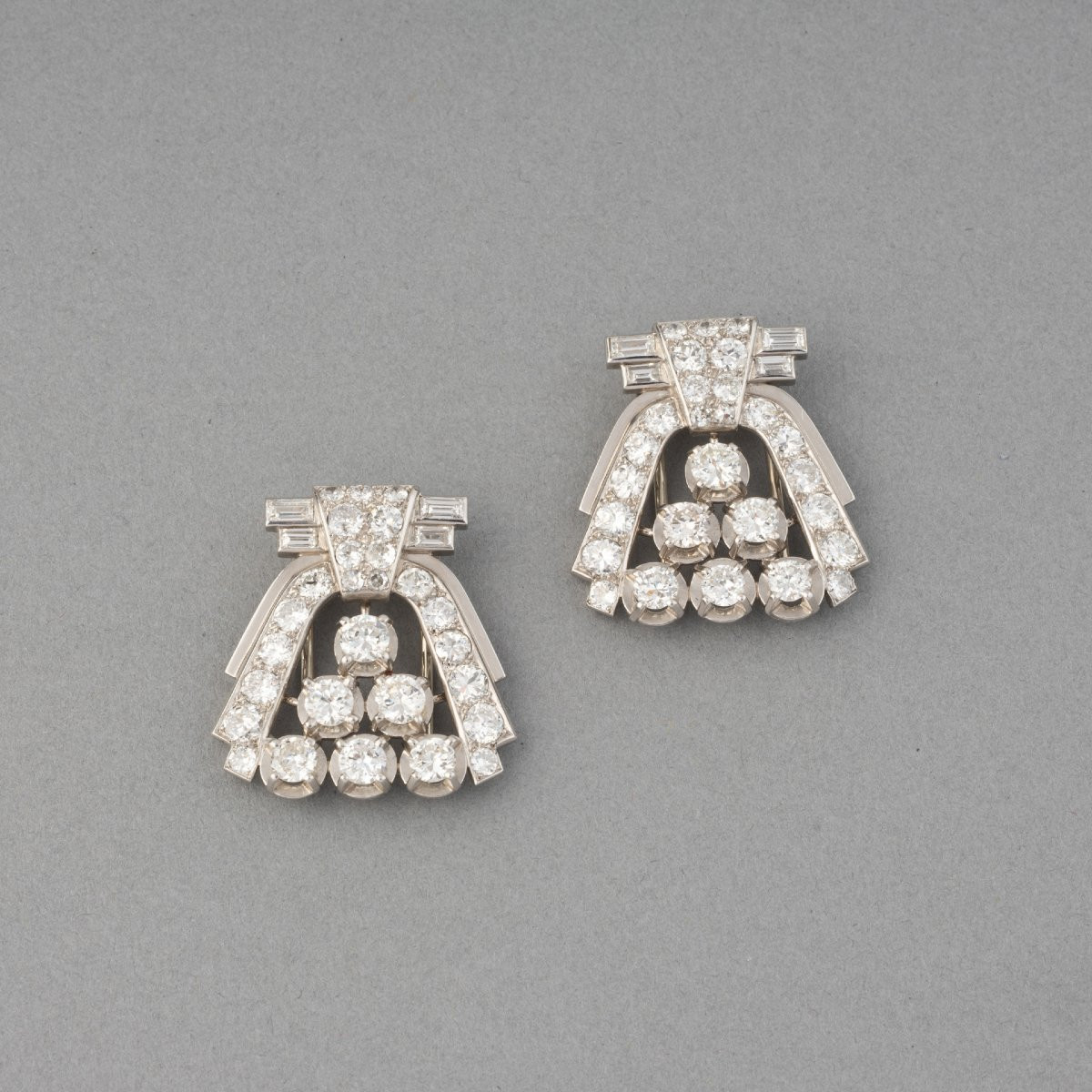  Mauboussin Paris Broche Double Clips Art Déco en Platine et Diamants-photo-2