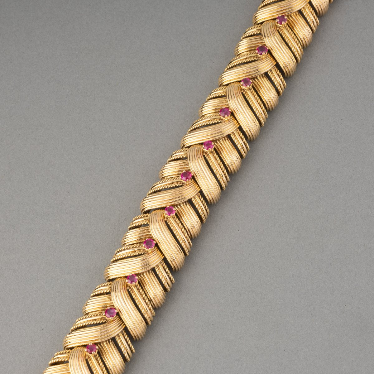 Vintage French Gold And Ruby Bracelet-photo-3