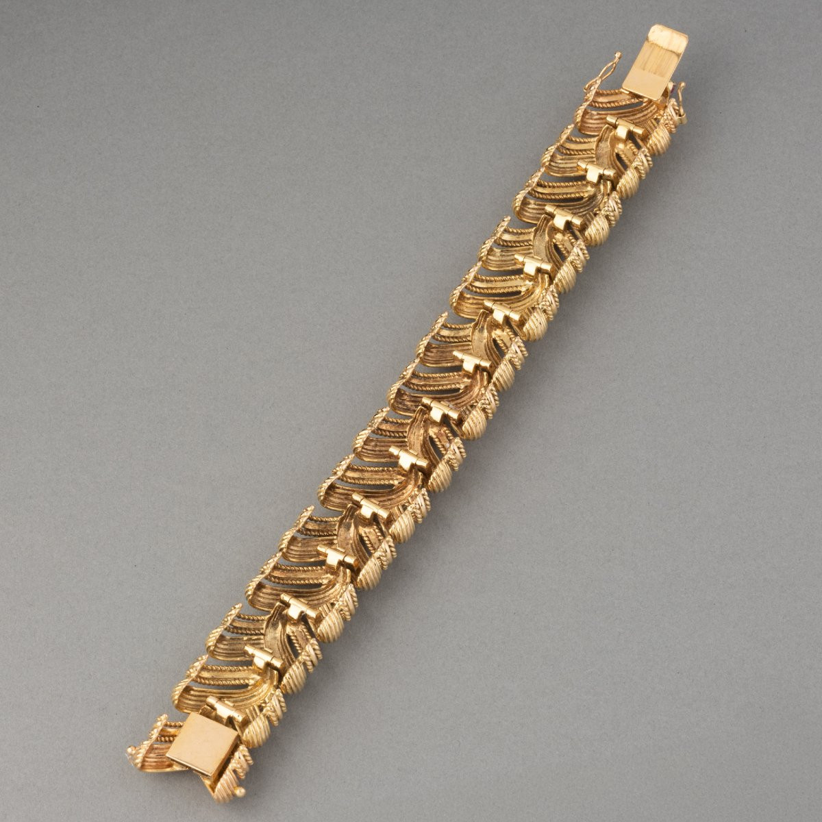 Vintage French Gold And Ruby Bracelet-photo-4