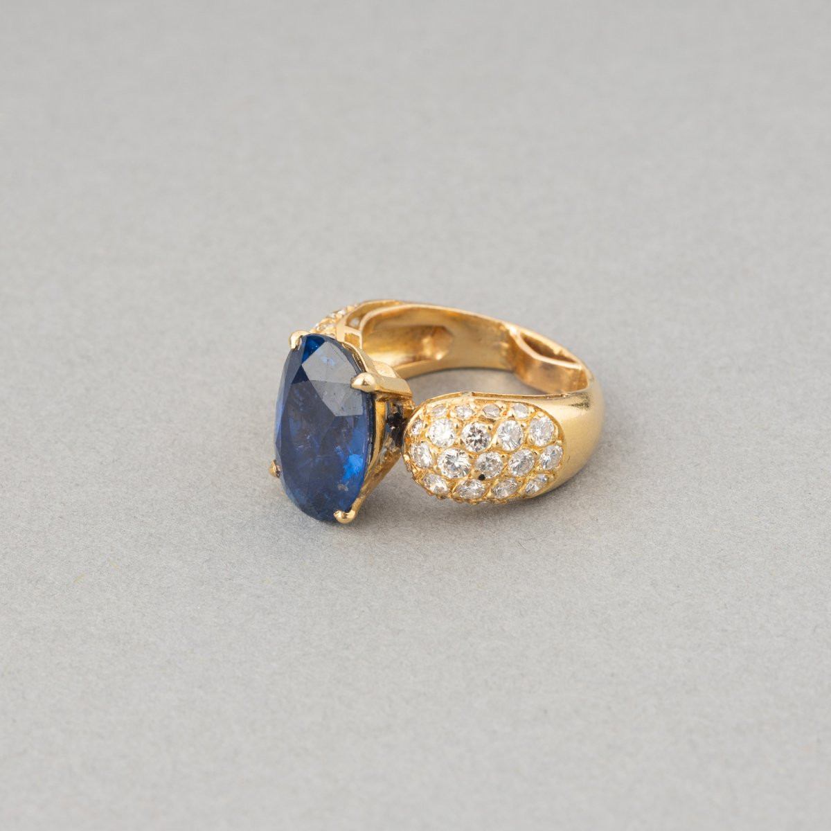 Vintage 6.54 Carat Sapphire And Diamond Ring-photo-4