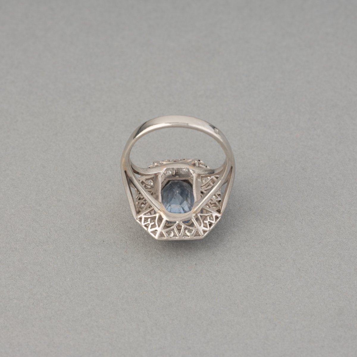 French Art Deco Platinum Diamond And Sapphire Ring-photo-4