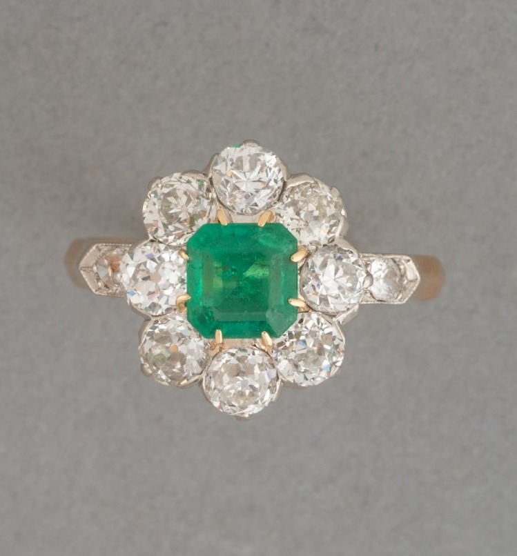 Bague Française Belle Epoque en Or Diamants et Emeraude de Colombie