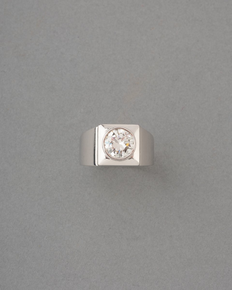 Bague Française Chevalière Vintage en Or et Diamant de 2.24 Carats-photo-3