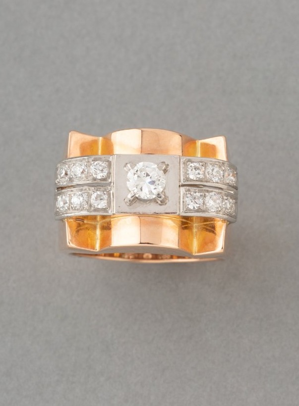 Bague Française Ancienne Tank en Or et Diamants