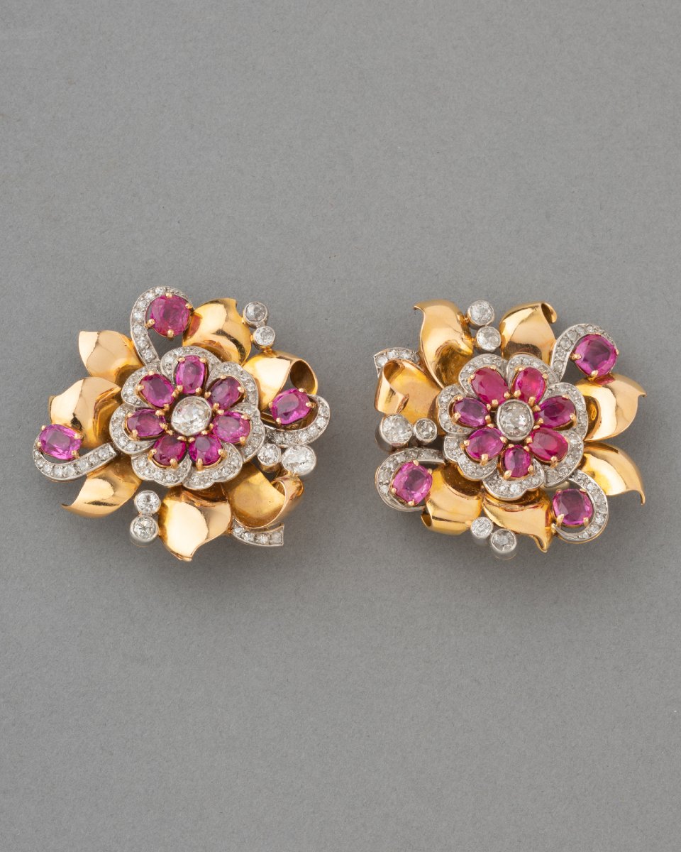Broches Clips Années 40 en Or Diamants et Rubis-photo-2