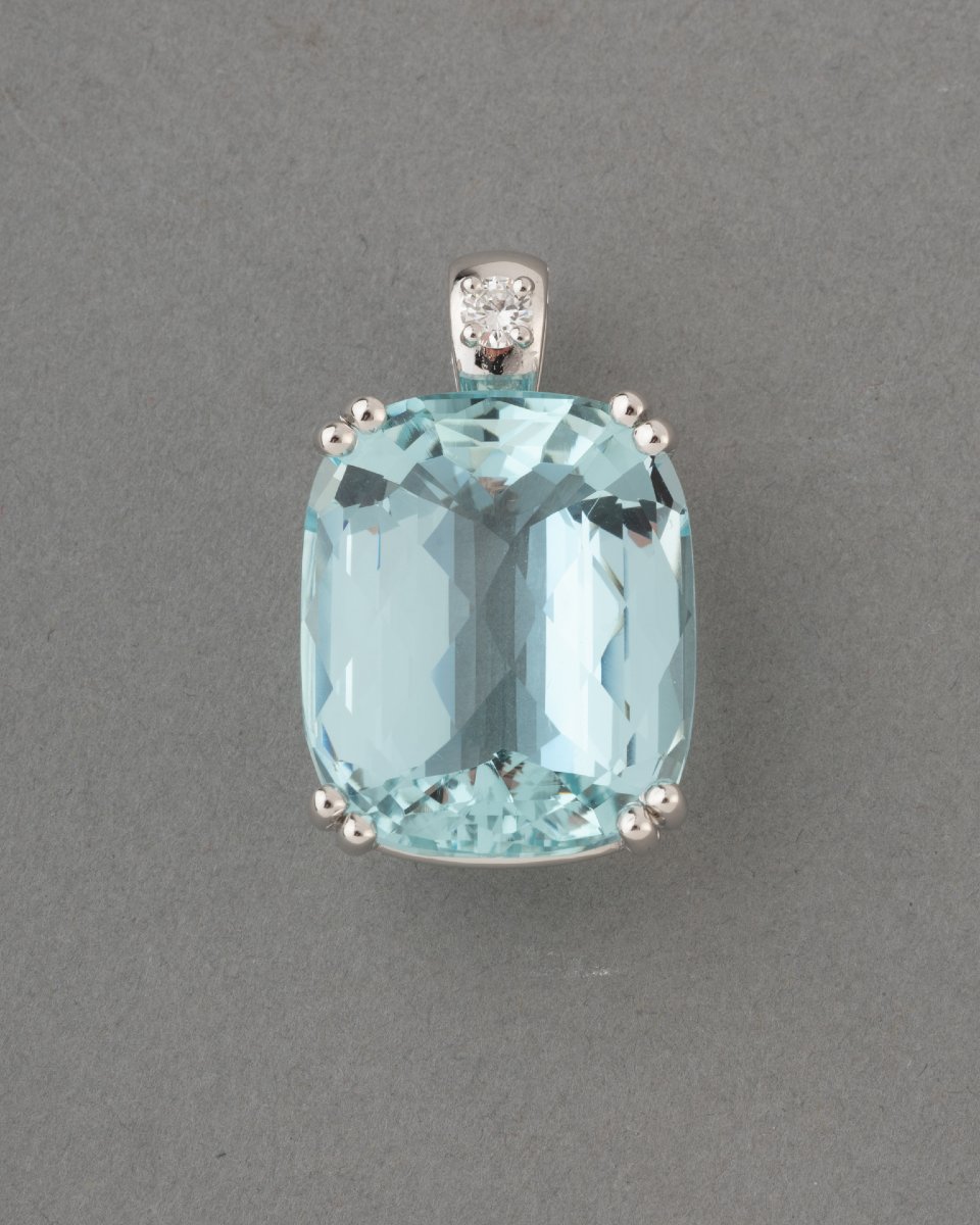 Pendentif Vintage Aigue-Marine de 34 carats 