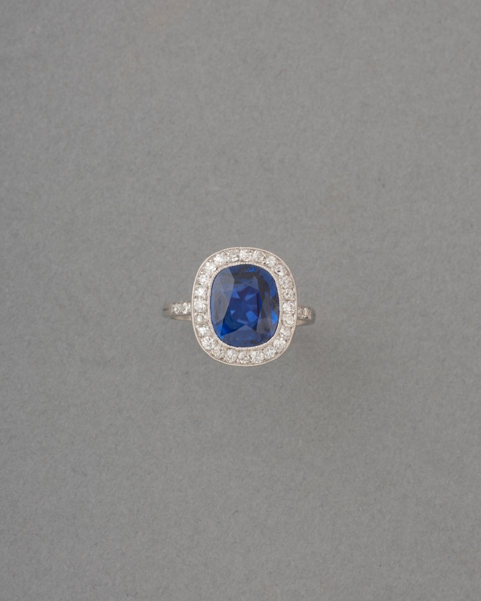 Bague Française Ancienne en Platine Diamants et Saphirs De Sri Lank Bleu Royal-photo-2