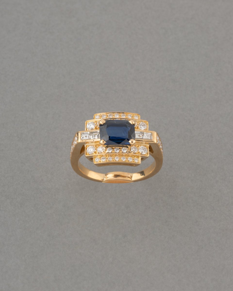 Vintage French Gold Ring With Sapphire And Diamonds-photo-2