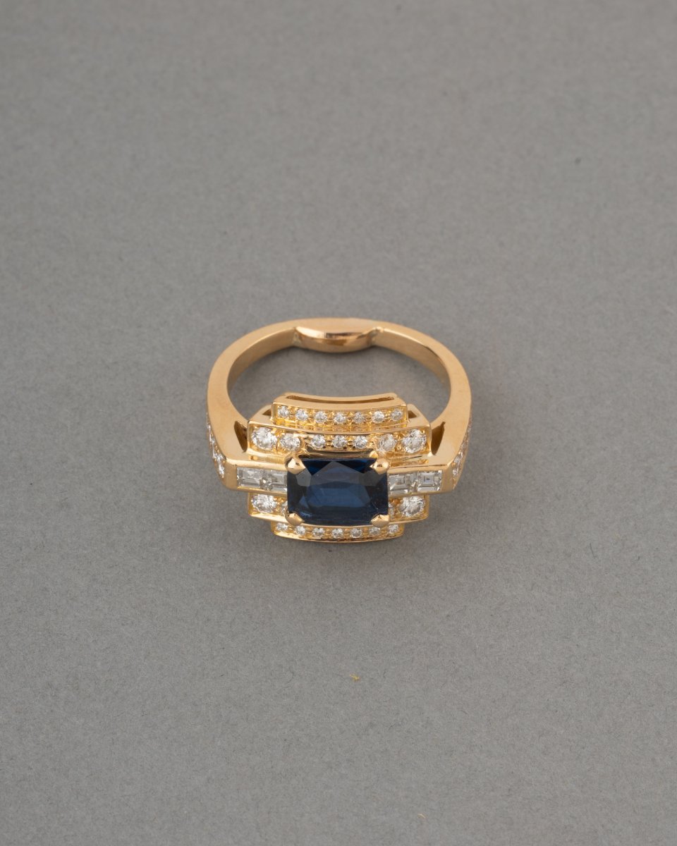 Vintage French Gold Ring With Sapphire And Diamonds-photo-1