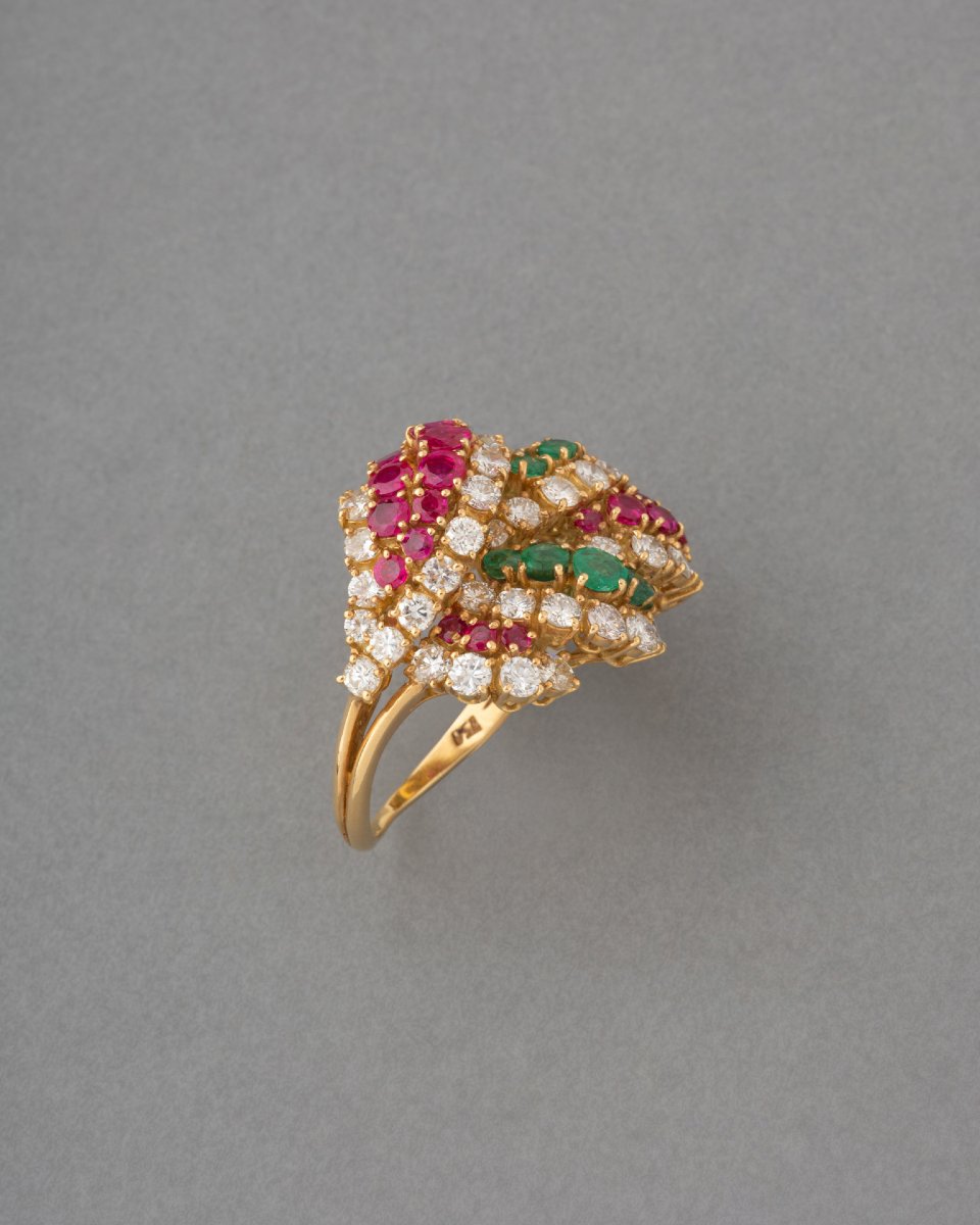 Vintage French Ring In Gold And Precious Stones-photo-2