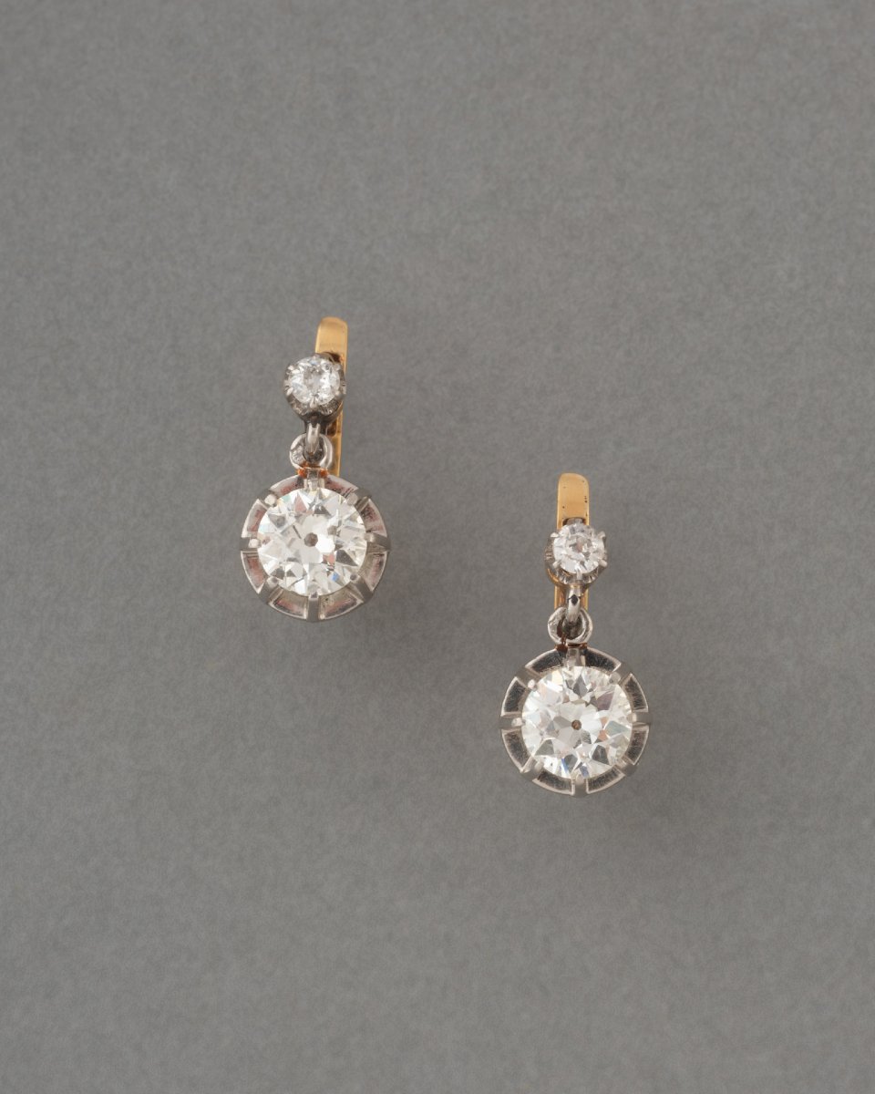 Boucles d'oreilles anciennes françaises en or et diamants (1,80 carat)-photo-2