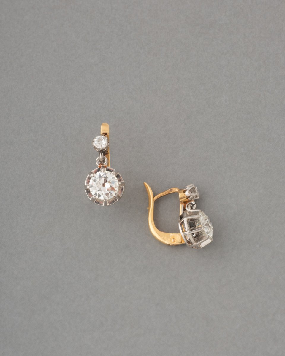 Boucles d'oreilles anciennes françaises en or et diamants (1,80 carat)-photo-3