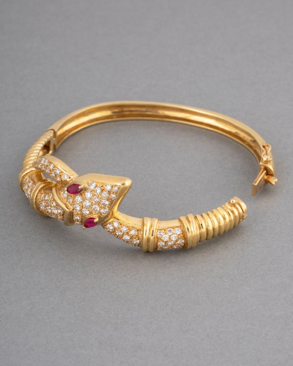 Vintage Snake Bracelet In Gold With Rubies And Diamonds-photo-3