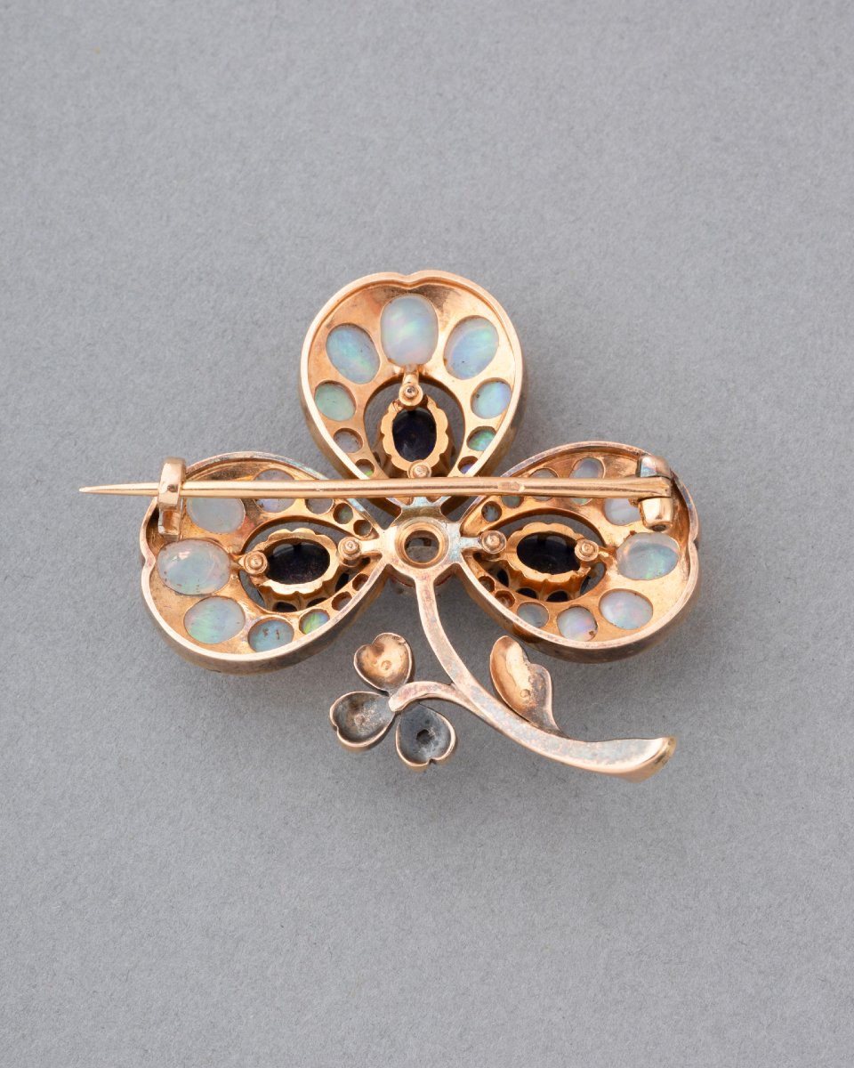 Marret Frères 19th-century Clover Brooch In Gold With Sapphires, Diamonds, And Opals-photo-1