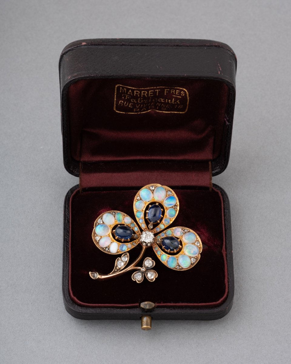 Marret Frères 19th-century Clover Brooch In Gold With Sapphires, Diamonds, And Opals