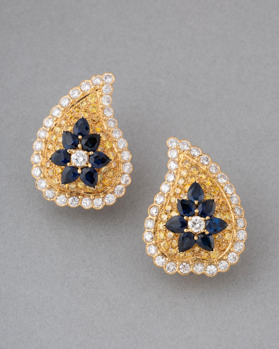 French Gold Earrings With Diamonds And Sapphires