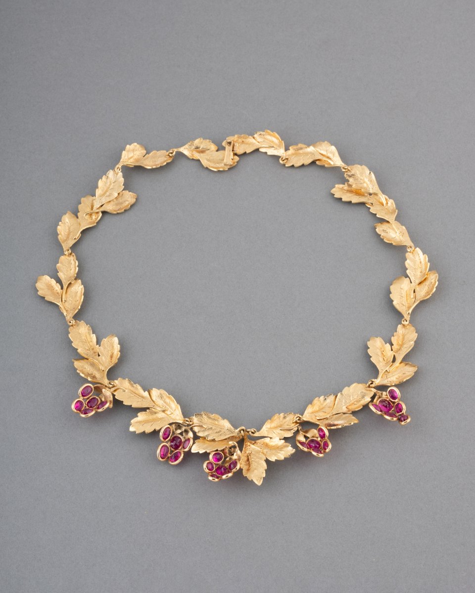 Vintage French Gold And Ruby Necklace-photo-1