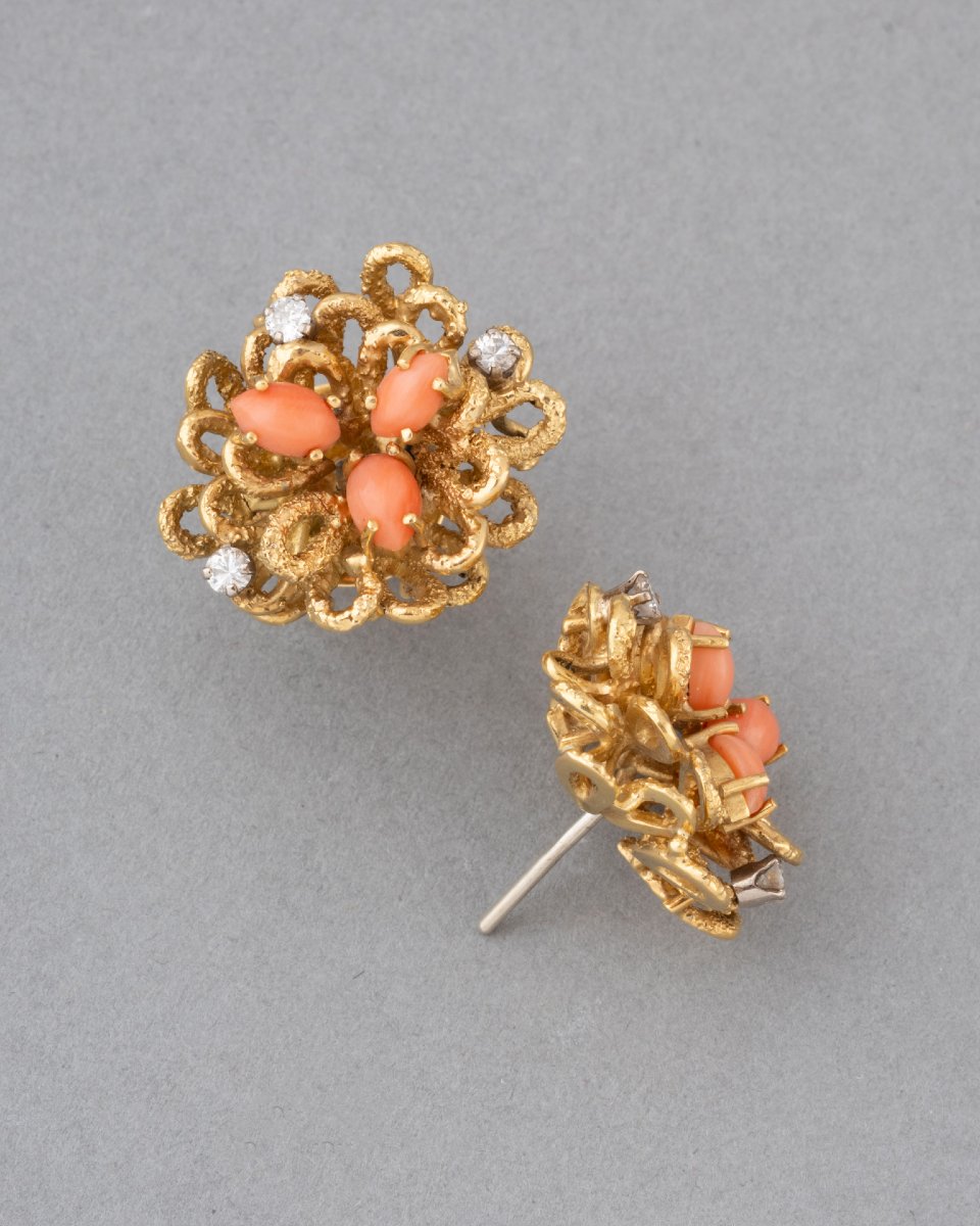 French Gold Earrings With Diamonds And Coral-photo-3