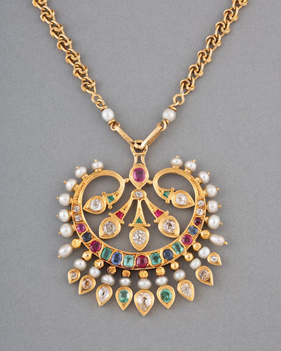 Collier  Pendentif Français Vintage en Or et Pierres Précieuses-photo-3