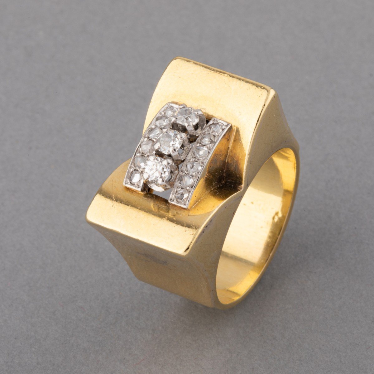 Tank Ring In Gold And Diamonds-photo-7