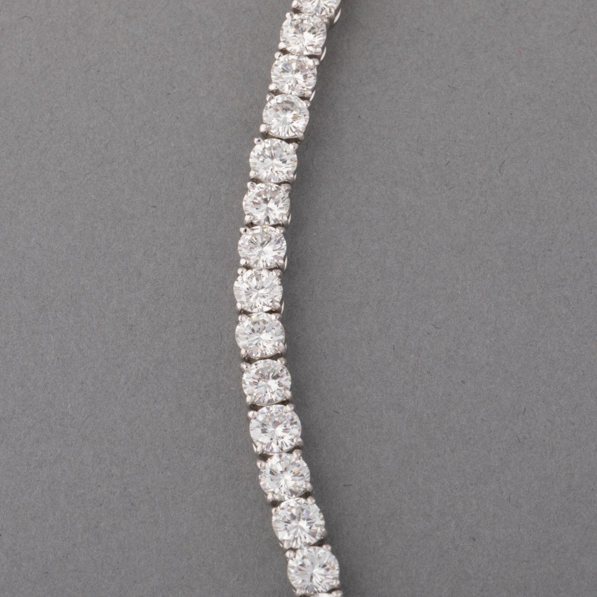 Vintage Chaumet Necklace In Gold And 24 Carats Of Diamonds-photo-4