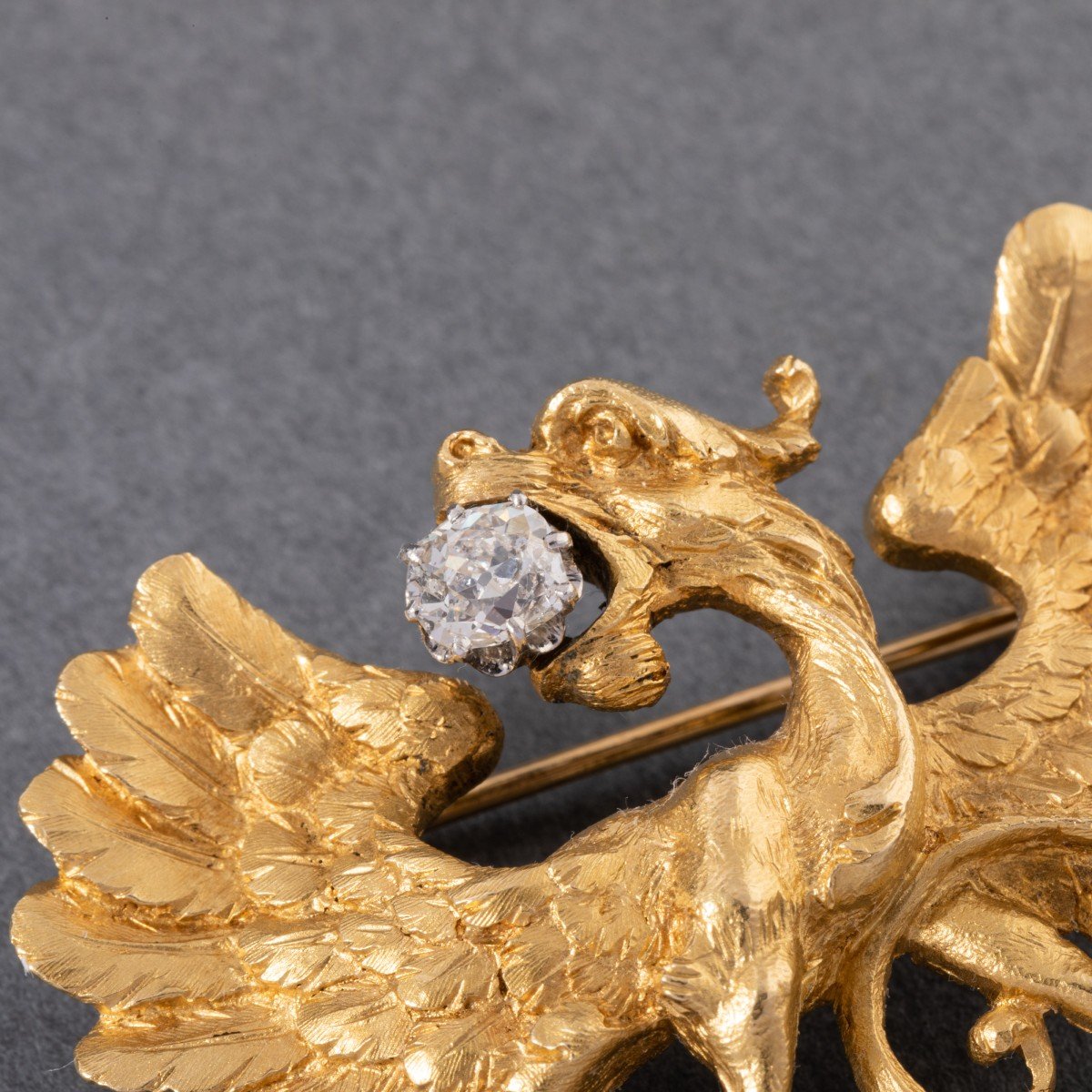Antique French Chimera Brooch In Gold And Diamonds-photo-4