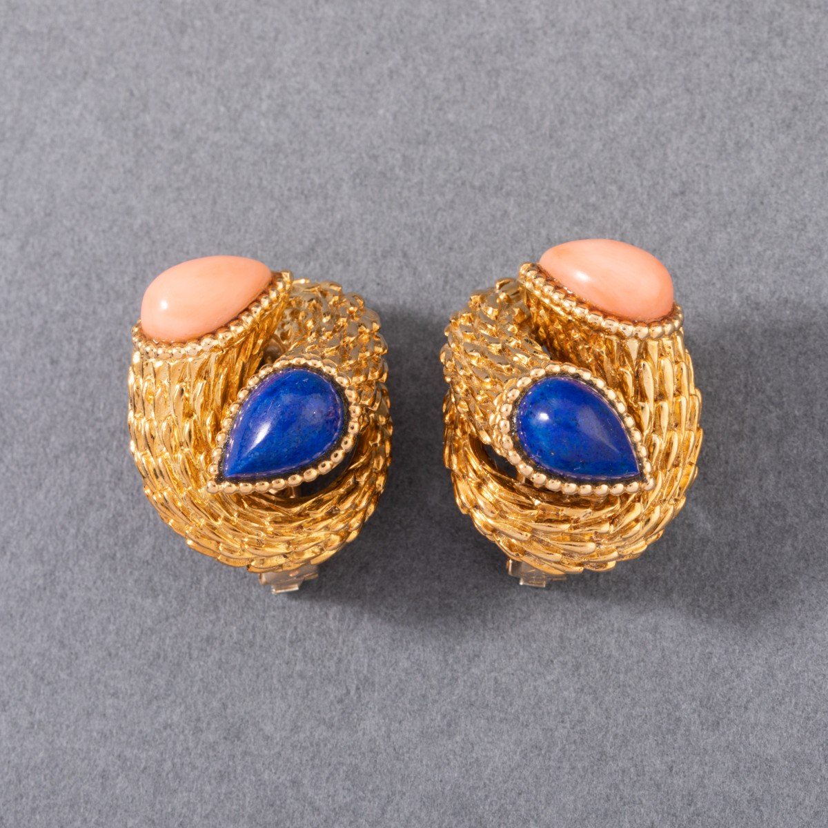 Boucles d'Oreilles Vintage Boucheron En Or Corail Et Lapis-photo-2