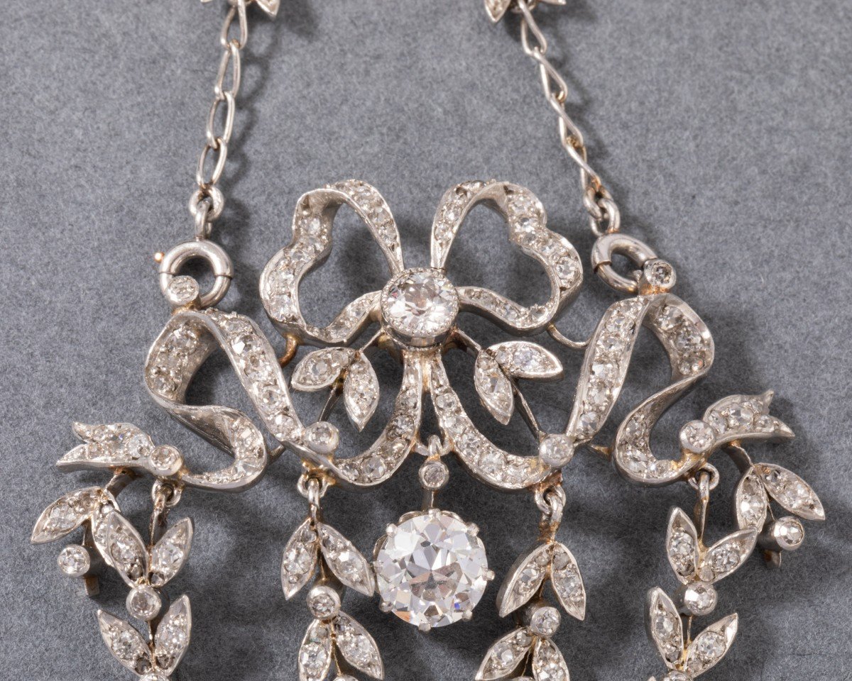 Belle Epoque Necklace In Platinum Gold And Diamonds-photo-5