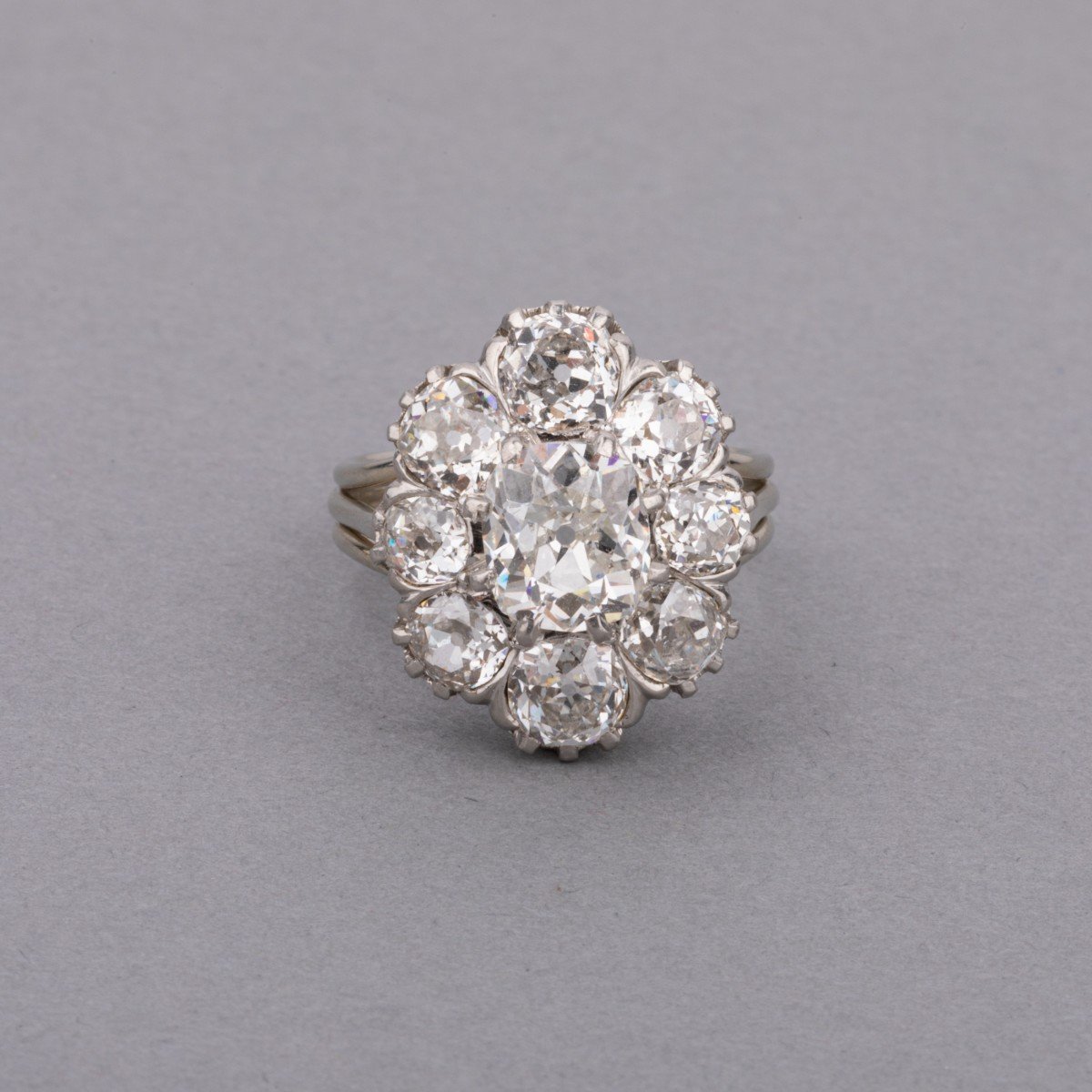 Bague Française Retro En Platine Et 4.80 Carats De Diamants-photo-3