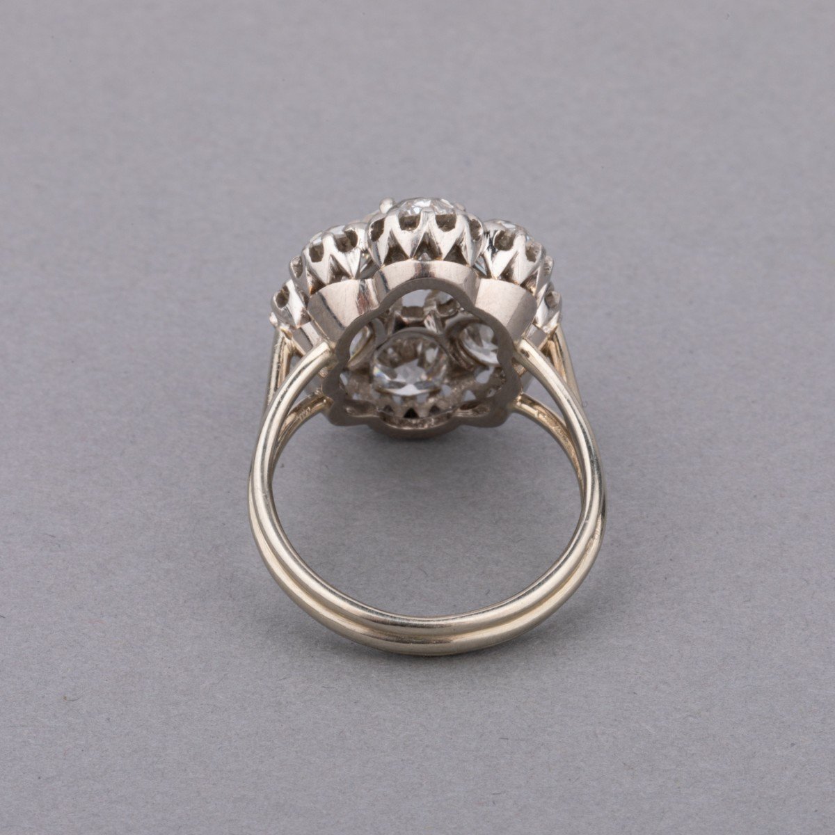 Bague Française Retro En Platine Et 4.80 Carats De Diamants-photo-7