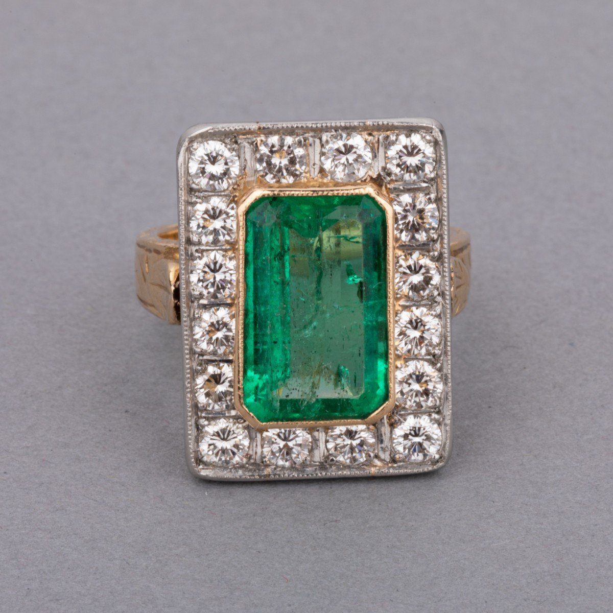 Ancient Emerald Ring Of 3.50 Carats And Diamonds-photo-4