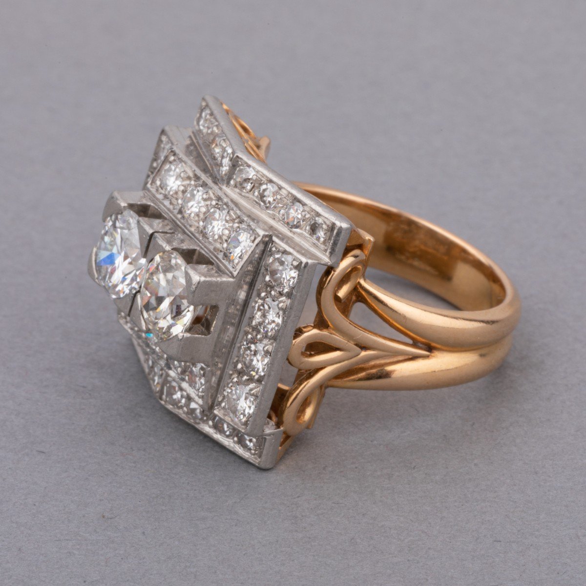 Old Ring In Platinum Gold And 3 Carats Of Diamonds-photo-5