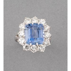 Certified French Ring 7.40 Carat Sapphire And Gold And Diamonds