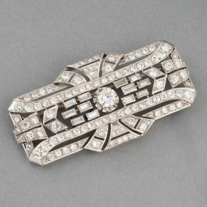 Broche Française Art Déco en Platine et Diamants