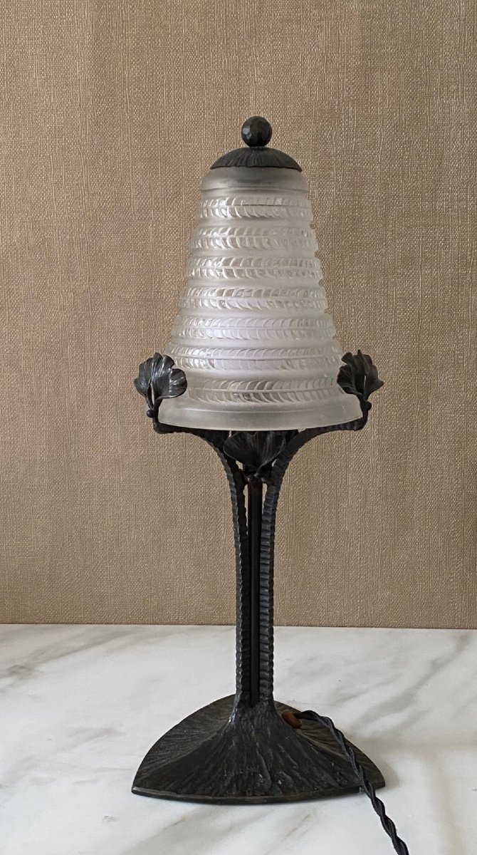R Lalique  Modele Cytise Lampe En Fer Forgé-photo-2