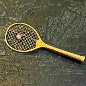 "racket" Brooch In 18k Gold And Pearl