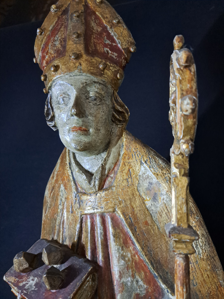 Allemagne du Sud XVIè,  Grande sculpture en bois polychromé de St Nicolas   (H 87 cm)