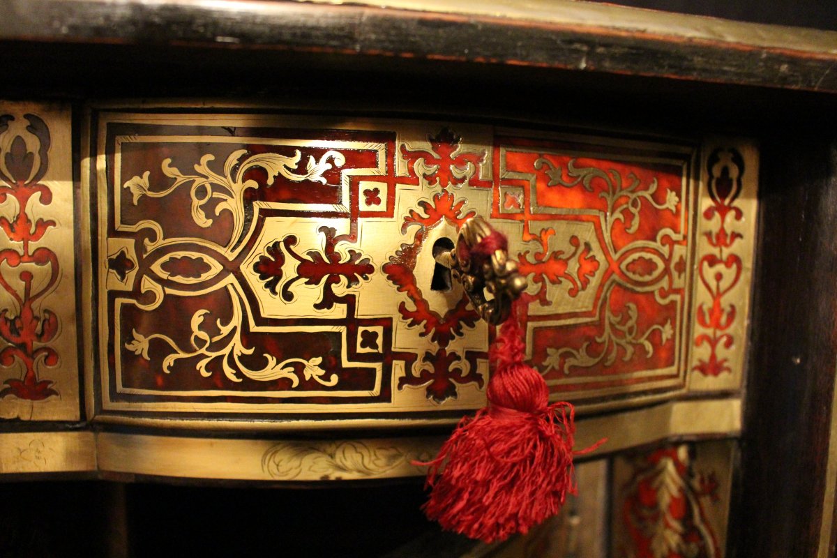 Rare Petit bureau  en marqueterie Boulle Epoque Louis XIV début XVIIIème  en placage d'écaille rouge et laiton (L85 cm / H 82 cm)-photo-6