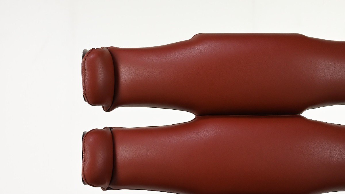 Pierre Vandel, Vertebre Lounge Chair, Aluminum And Leather. France, C.1970-photo-1