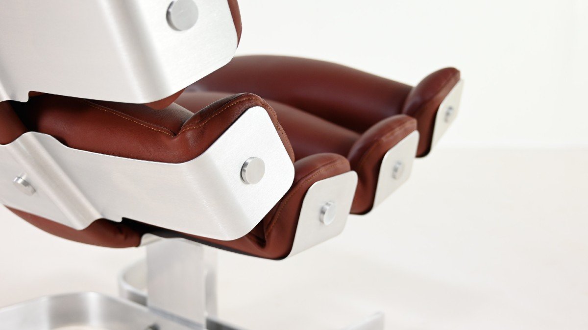Pierre Vandel, Vertebre Lounge Chair, Aluminum And Leather. France, C.1970-photo-6