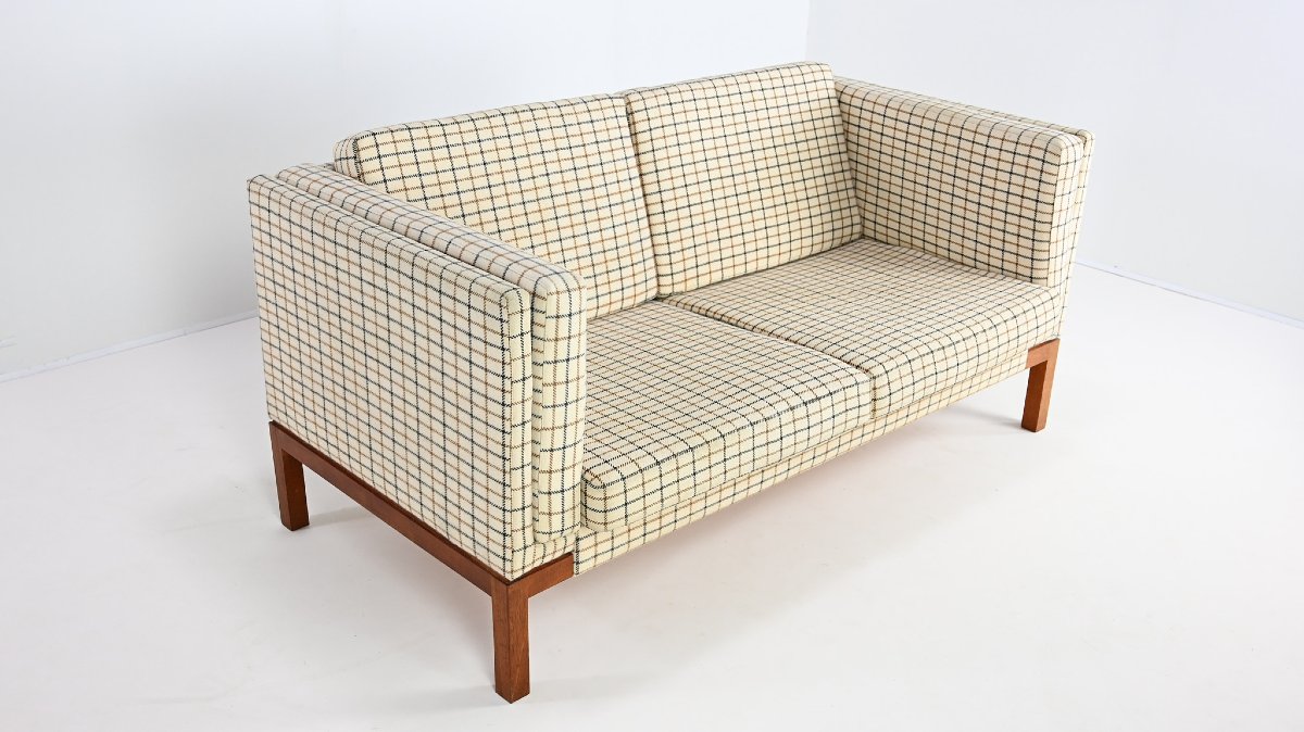Scandinavian Design Sofa, Wool And Teak. Denmark, C. 1960-photo-4