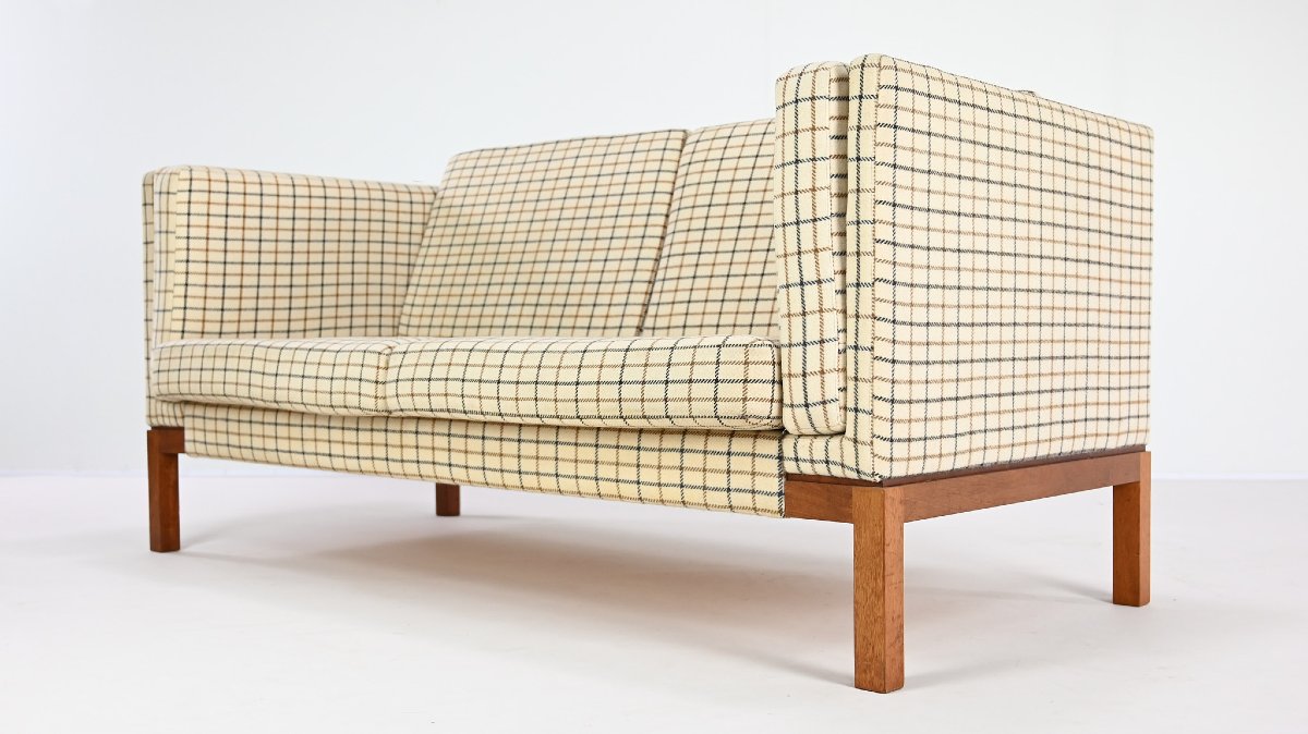 Scandinavian Design Sofa, Wool And Teak. Denmark, C. 1960-photo-3
