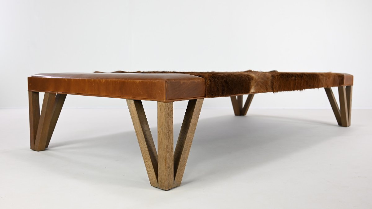Lionel Jadot, Importante Banquette En Peau De Vachette, Cuir Et Chêne, C.2010-photo-3
