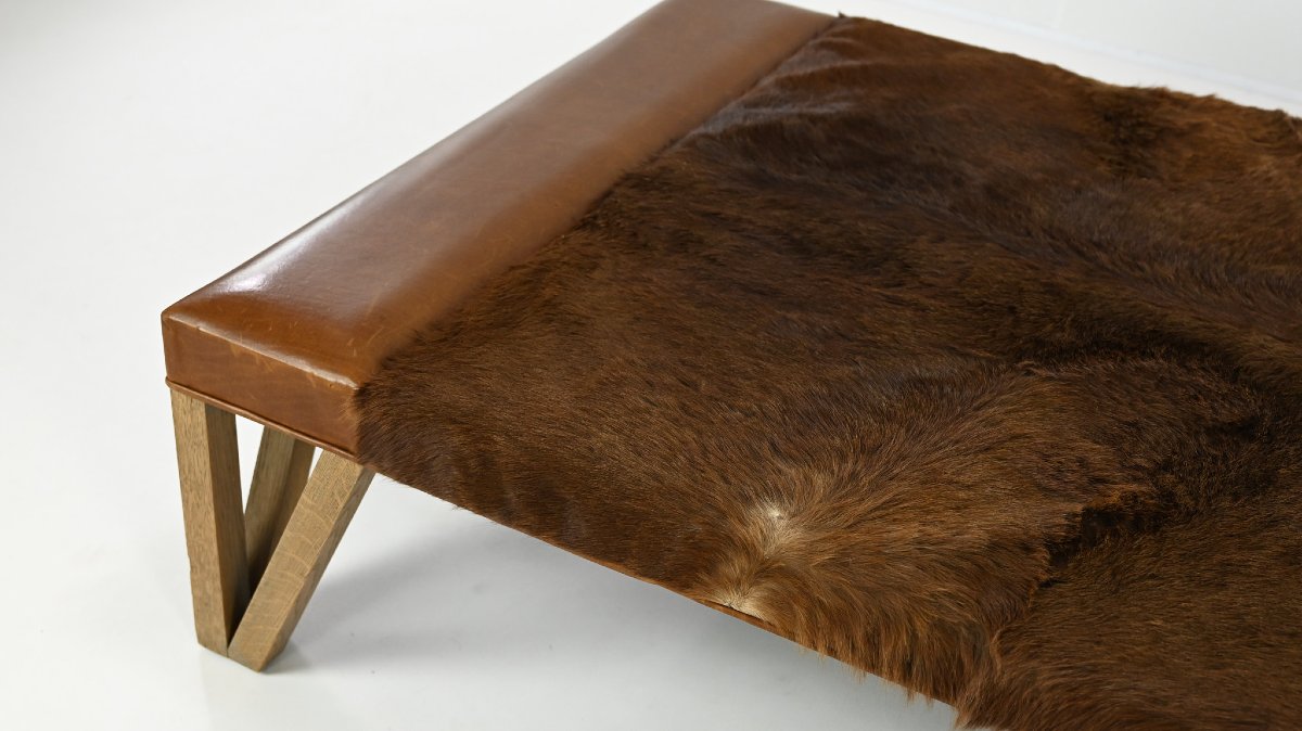 Lionel Jadot, Importante Banquette En Peau De Vachette, Cuir Et Chêne, C.2010-photo-5