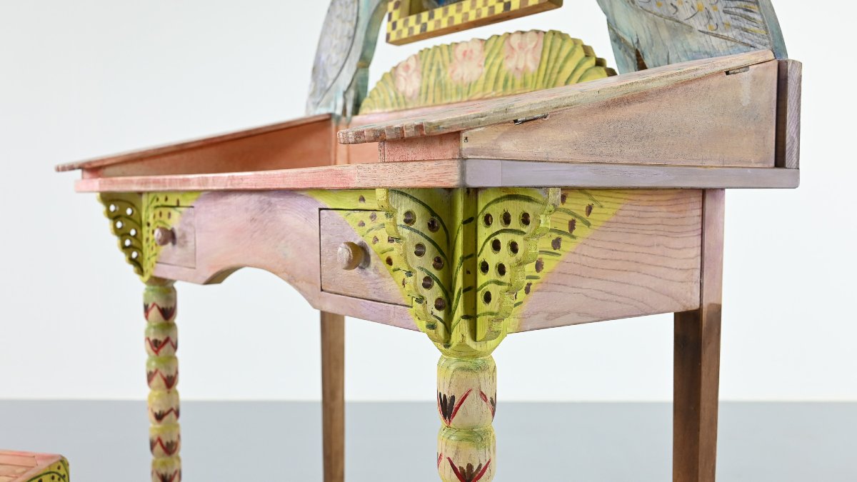 Gérard Rigot, Coiffeuse aux paons. France, 1992-photo-2