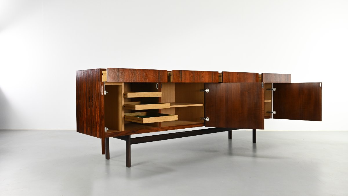 Ib Kofod-larsen, Rosewood Credenza. Denmark, C.1960-photo-4