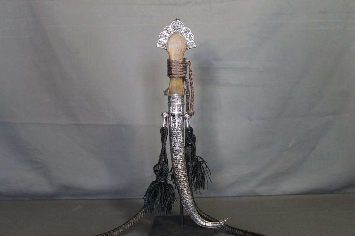 Moroccan Dagger Known As Koumya - Morocco, Early 20th Century-photo-1