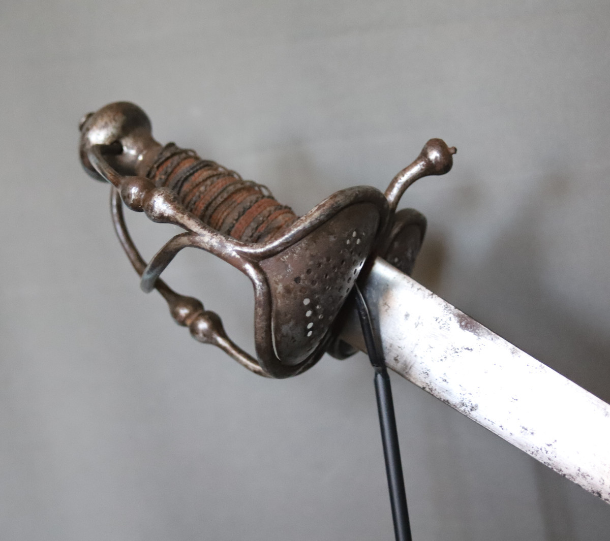 A Fine Walloon-type Cavalry Sabre - Probably Germanic, 17th Century