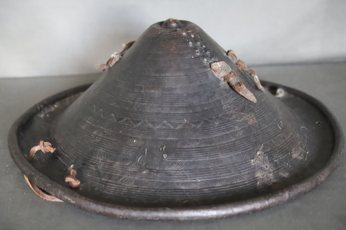 Thick Animal Skin Shield - Abyssinia, 19th-early 20th Century-photo-2