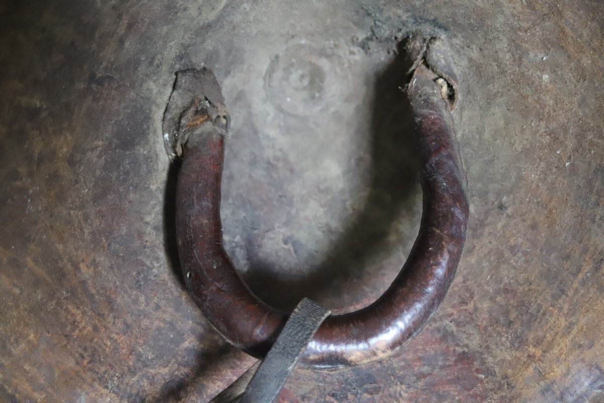 Thick Animal Skin Shield - Abyssinia, 19th-early 20th Century-photo-6